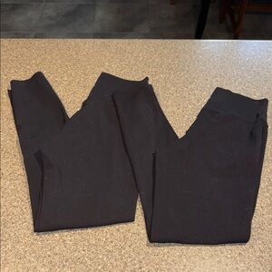 Three nails black leggings